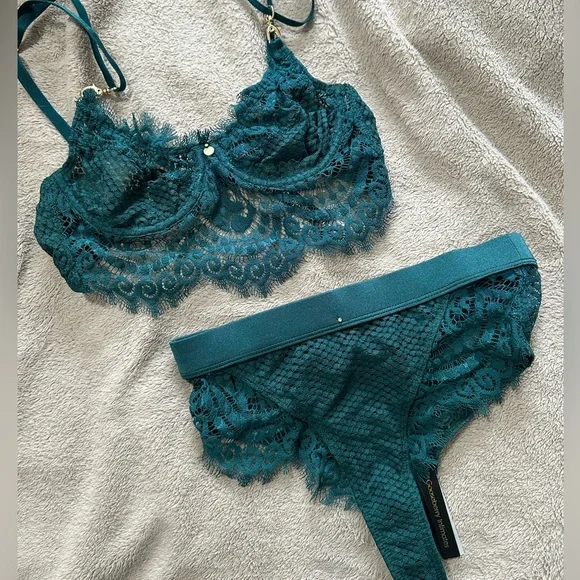 Gooseberry intimates full on glam bra and panty set lingerie emerald green - Picture 15 of 16